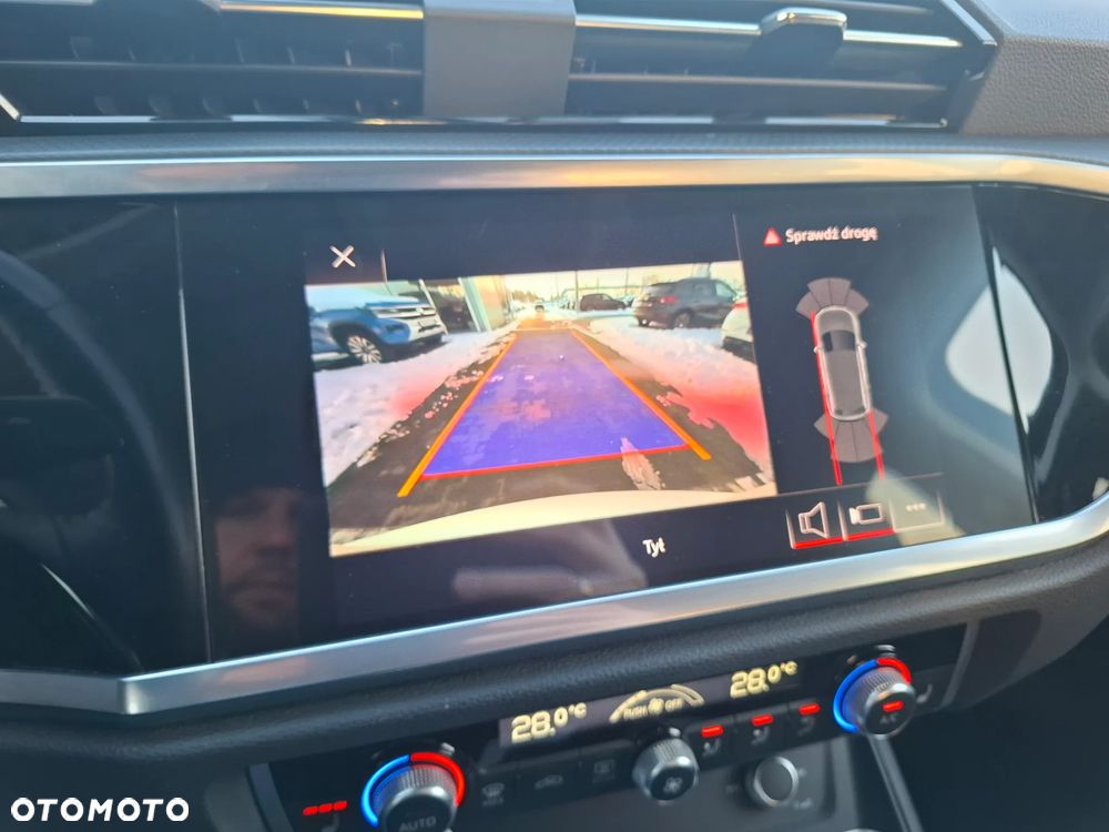 Audi Q3 35 TFSI S tronic - 17