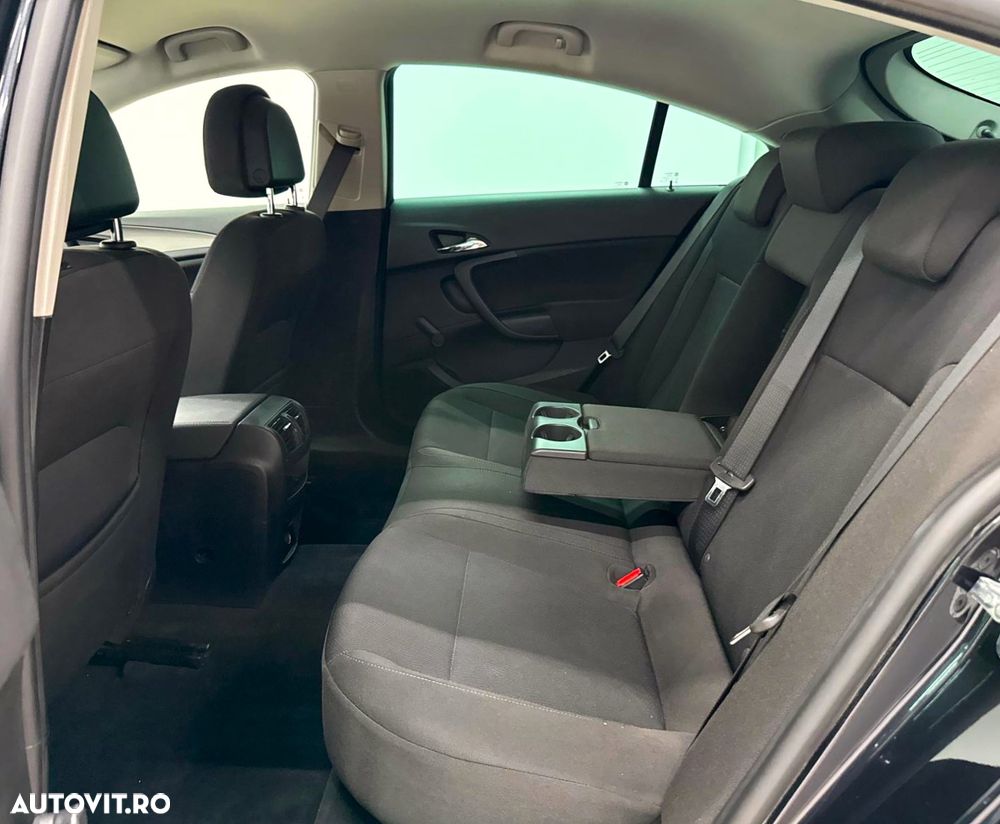 Opel Insignia 1.8 Design Edition - 19