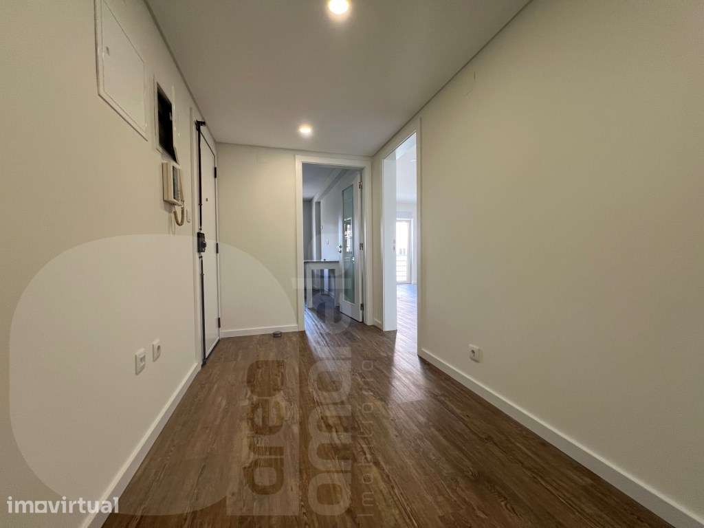 Apartamento T3 totalmente remodelado, Quinta Da Marialva, Corroios - Grande imagem: 3/10