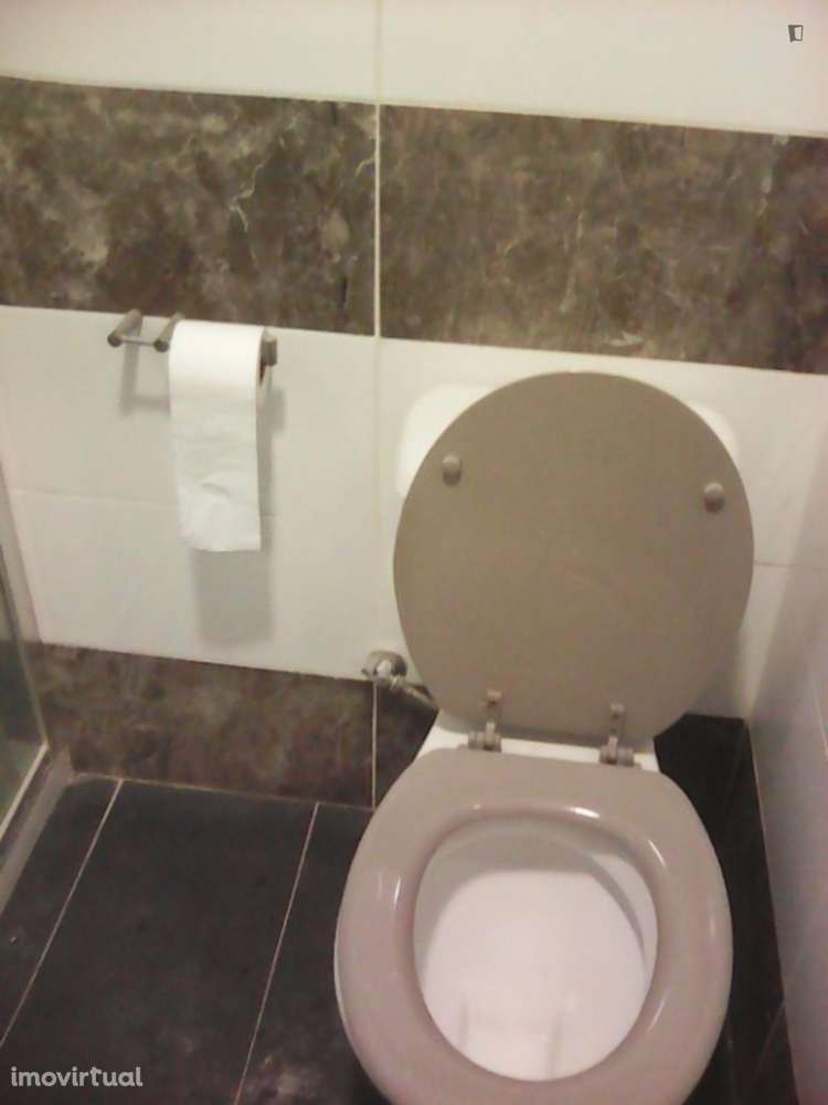 Quarto - localizado em Viana do castelo - Grande imagem: 5/9