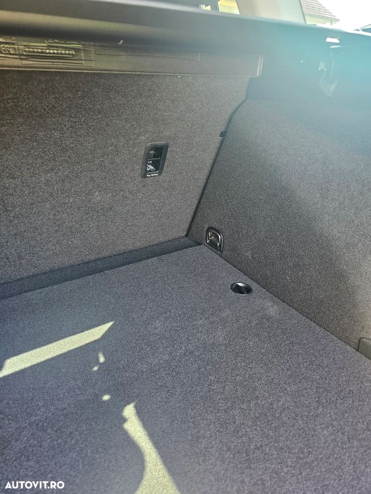 Volkswagen Golf 1.0 TSI Trendline - 30