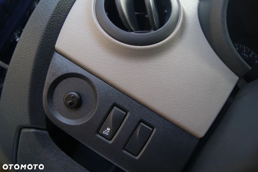 Dacia Lodgy 1.6 SCe Access S&S - 27