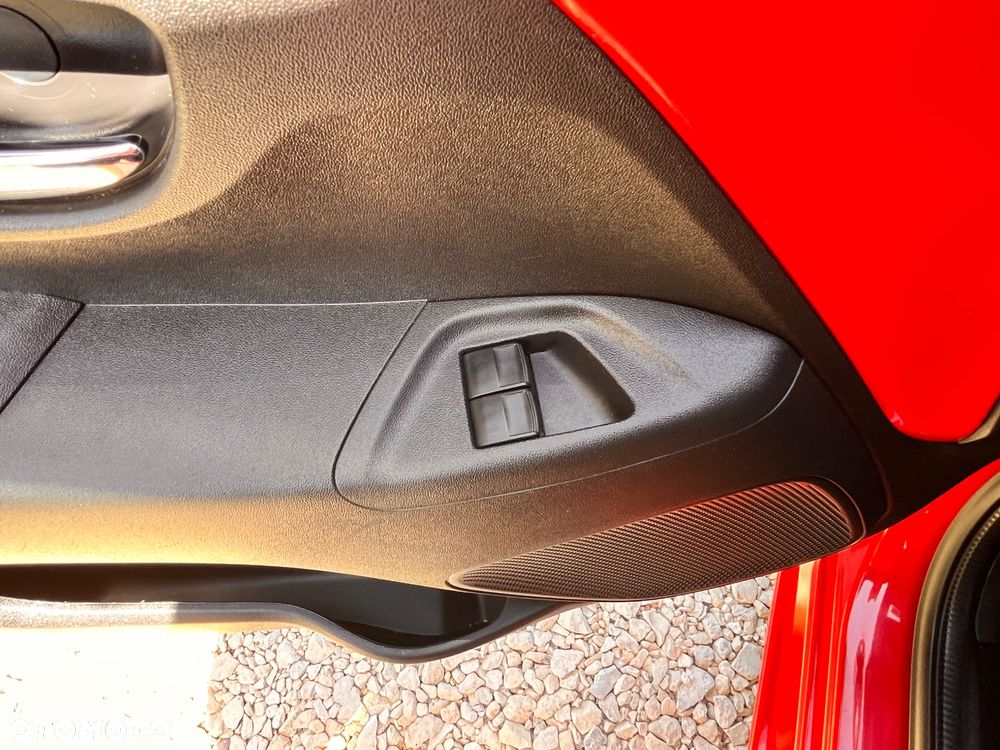 Toyota Aygo x-clusiv - 15