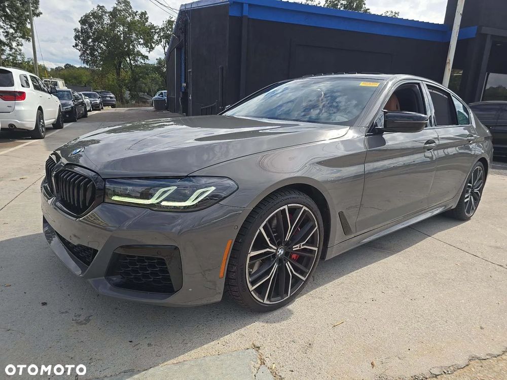 BMW Seria 5 540i M Sport Edition - 1