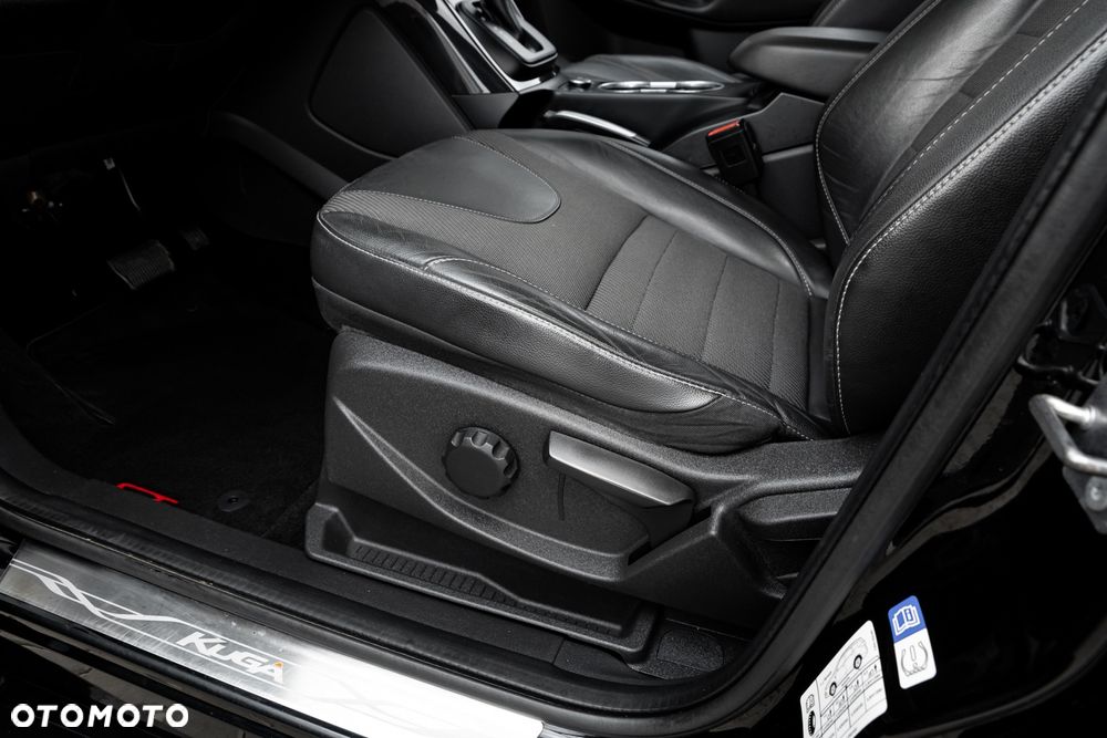 Ford Kuga - 17