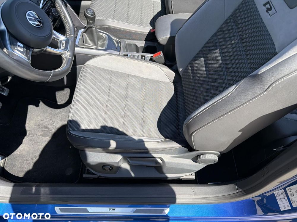 Volkswagen T-Roc - 13
