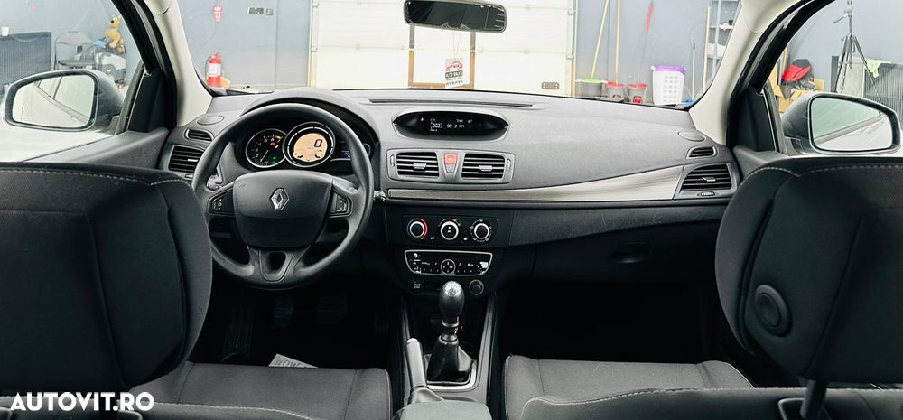 Renault Megane 1.6 16V 110 Dynamique - 6