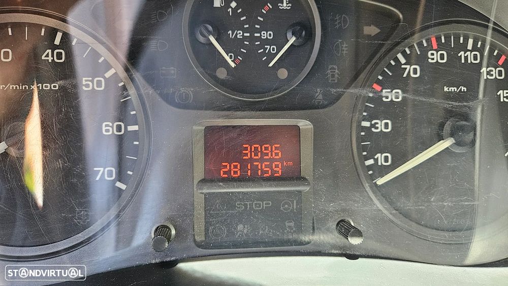 Peugeot Partner - 13