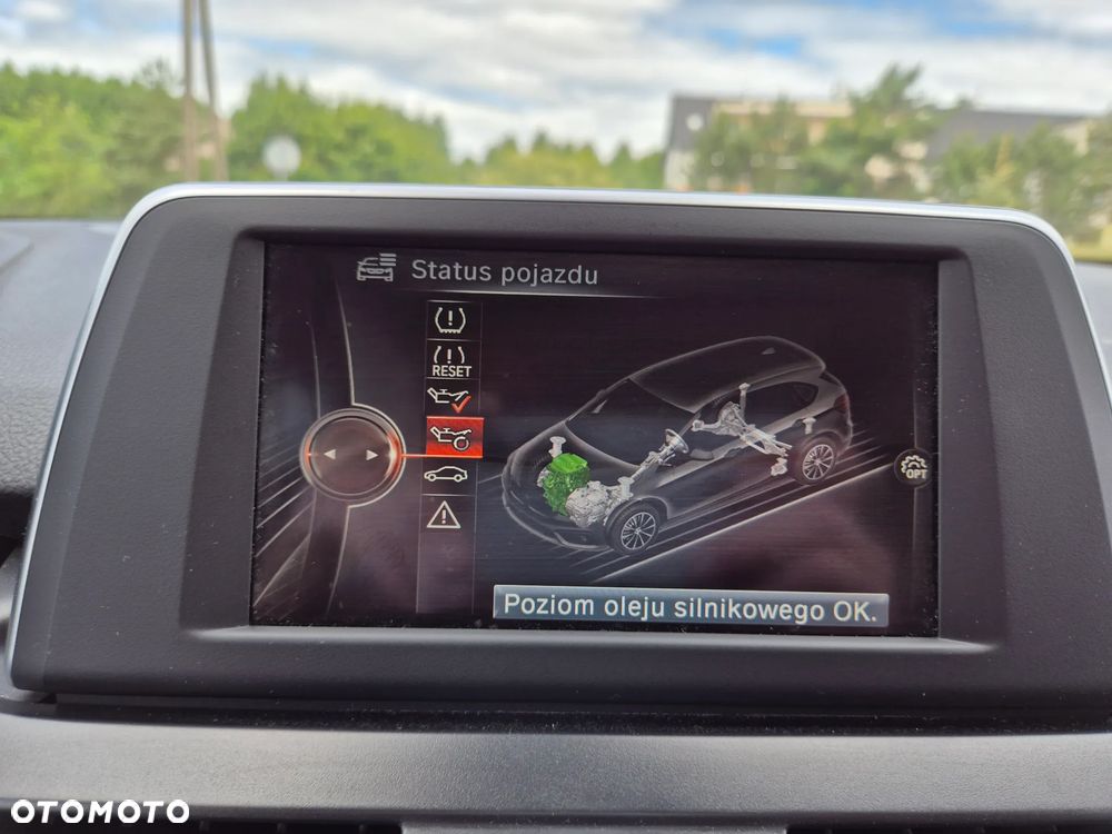 BMW Seria 2 218d Sport-Aut Luxury Line - 28