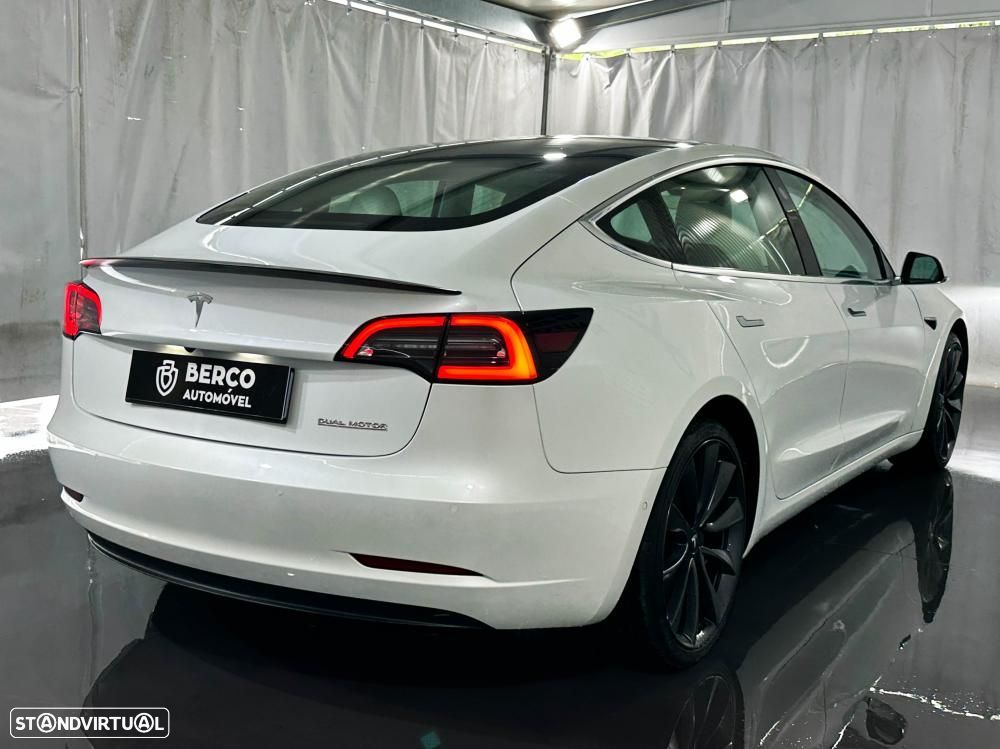 Tesla Model 3 Performance Dual Motor AWD - 4