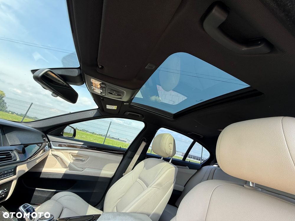 BMW Seria 5 530d xDrive - 22