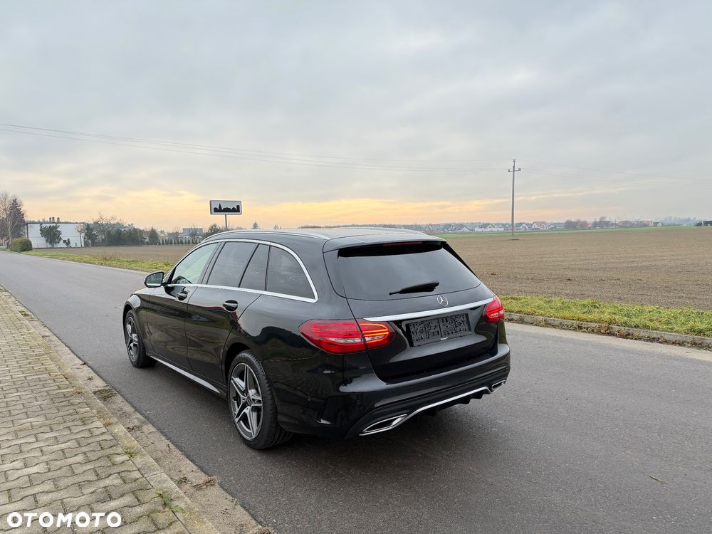 Mercedes-Benz Klasa C 220 d 4Matic 9G-TRONIC AMG Line - 4