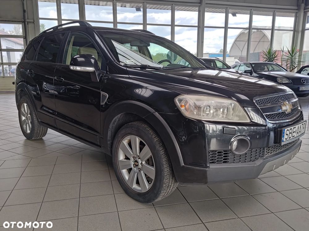 Chevrolet Captiva 2.0 d LT high 5os - 11