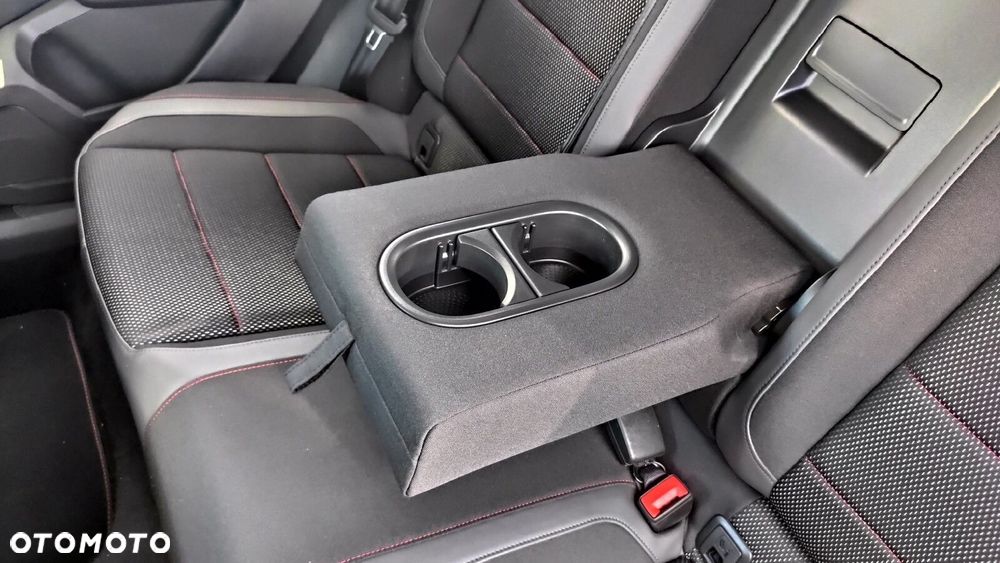 Volkswagen T-Roc - 36