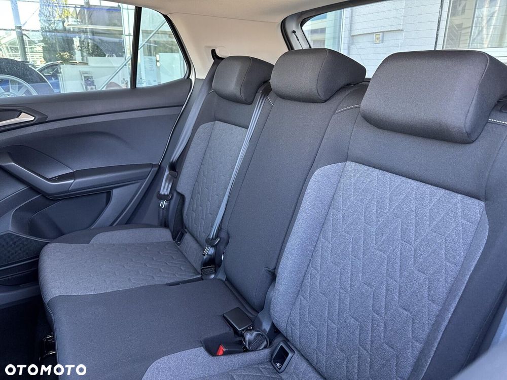 Volkswagen T-Cross - 16