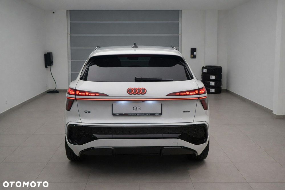 Audi Q3 TFSI 195 kW Quattro S tronic - 5