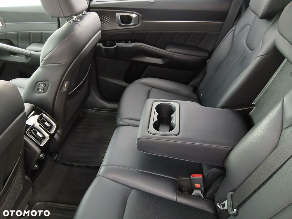 Kia Sorento - 14
