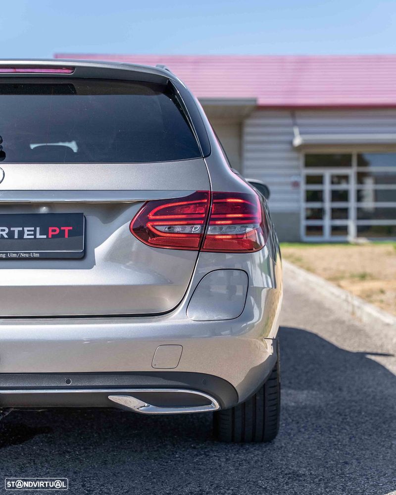 Mercedes-Benz C 300 de Edition - 11