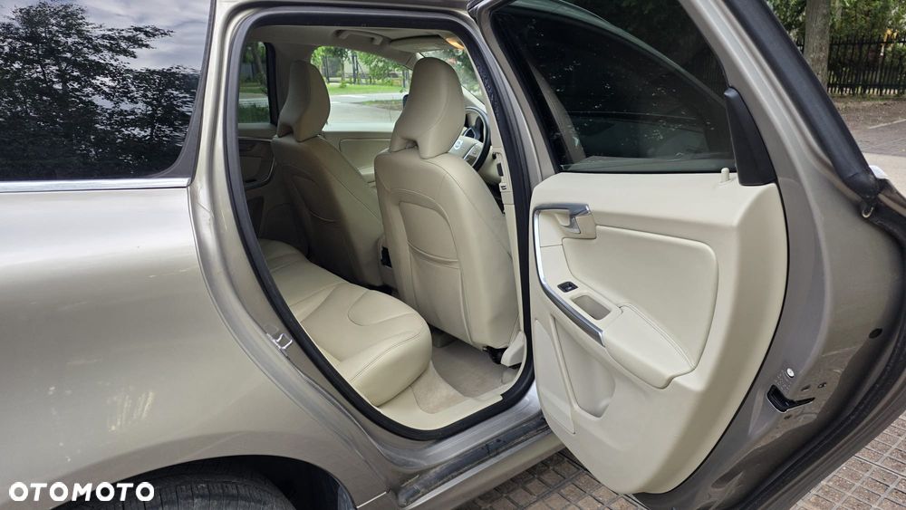 Volvo XC 60 - 29