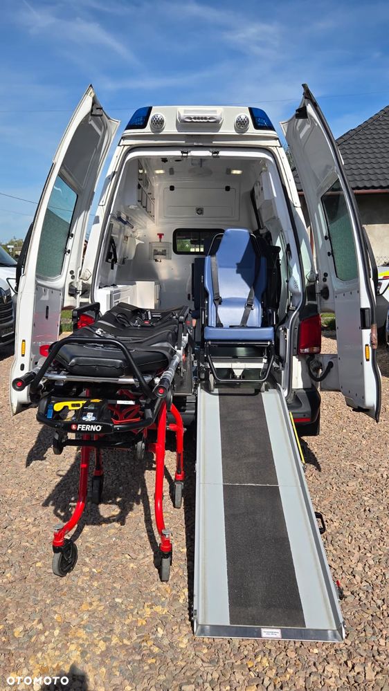 Volkswagen TRANSPORTER T6.1 Ambulans Karetka - 12