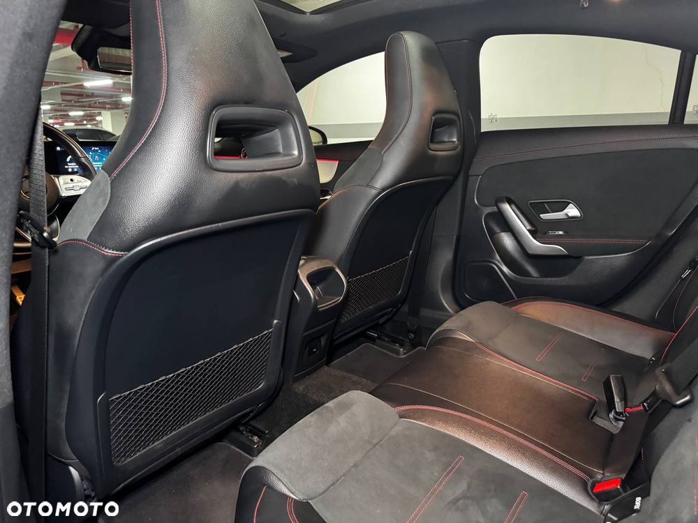 Mercedes-Benz CLA 250 4Matic 8G-DCT Edition AMG Line - 20