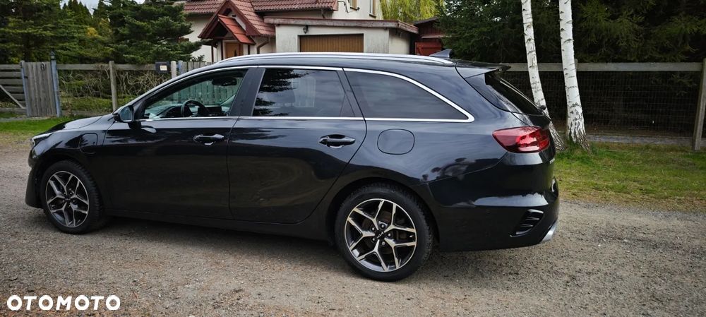 Kia Ceed 1.6 GDI DCT OPF Platinum Edition - 12