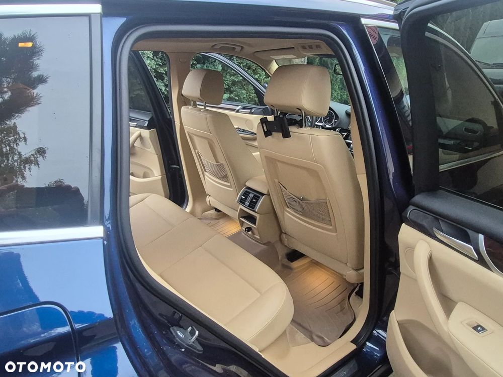 BMW X3 28i xDrive - 14