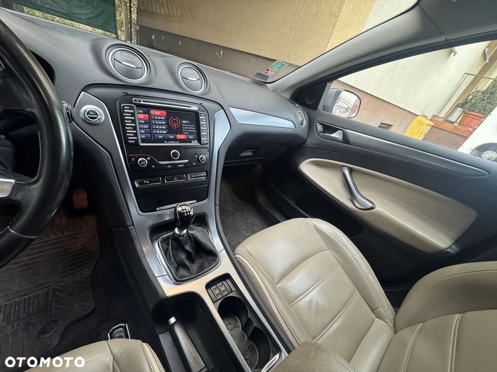 Ford Mondeo 1.6 T Titanium - 20
