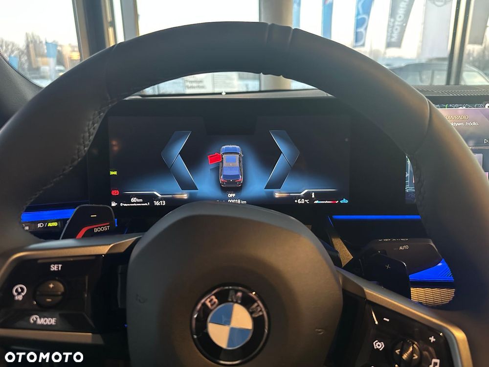 BMW Seria 5 540d xDrive mHEV - 16