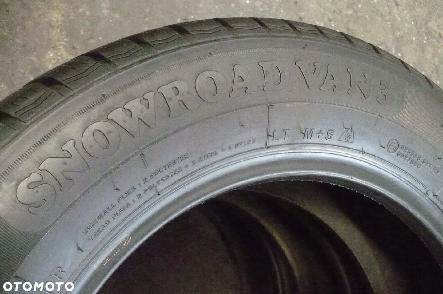 2x TOMKET Snowroad Van 3 205/65R16C 8mm 8,7mm 2021 - 5