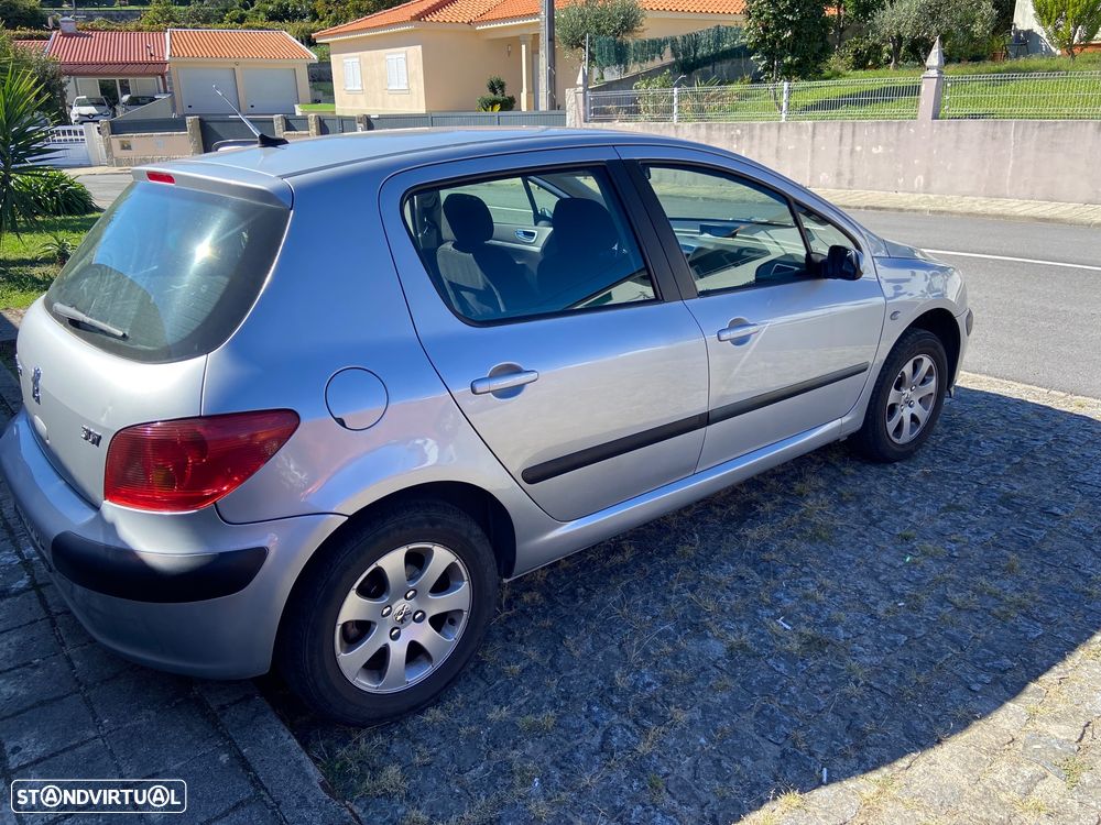 Peugeot 307 - 3