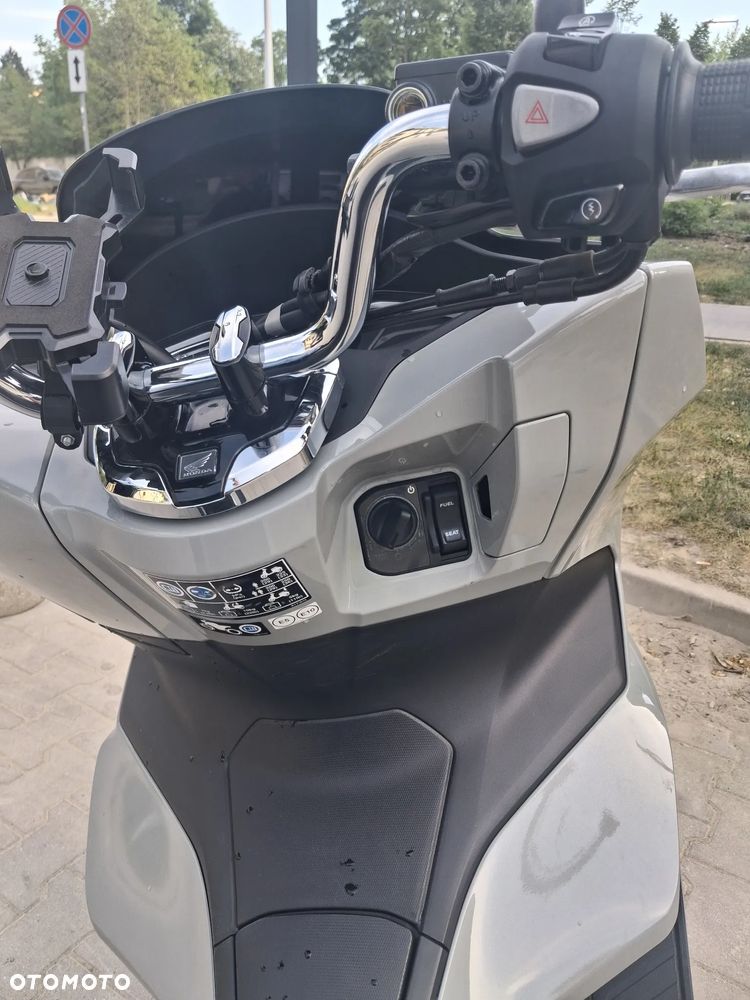 Honda PCX - 5