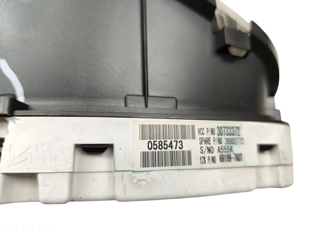 LICZNIK VOLVO C30 LIFT (2010-2012) 1.6 D2 115KM 30733372 - 3