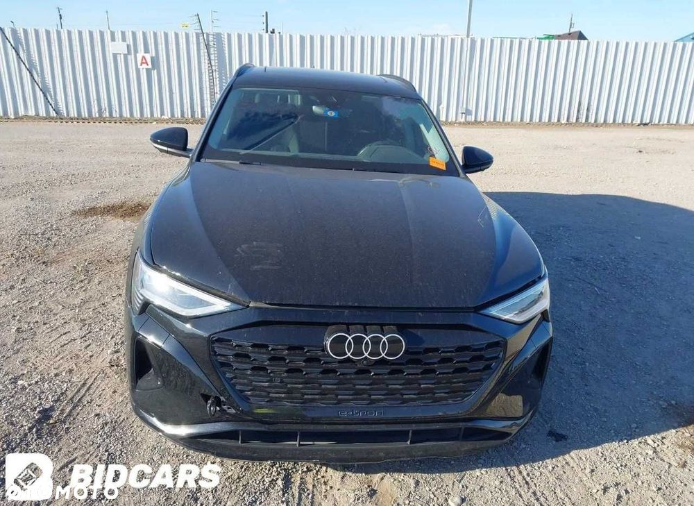 Audi Q8 e-tron Premium Plus Quattro AWD z 2024 roku (wersja USA) – części samochodowe. - 2
