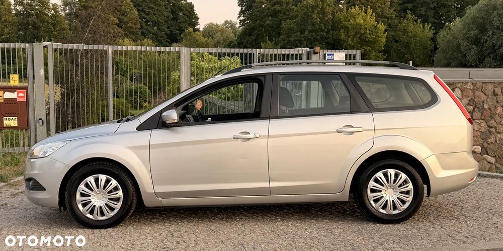 Ford Focus 1.6 Trend - 3