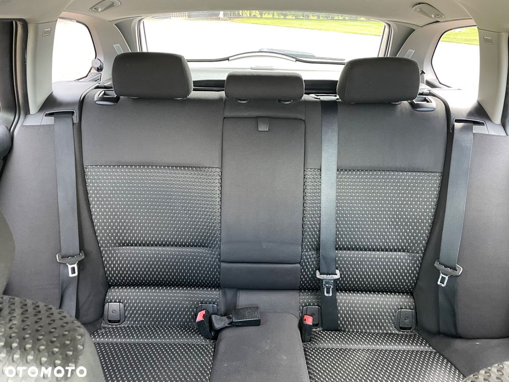BMW Seria 3 - 38