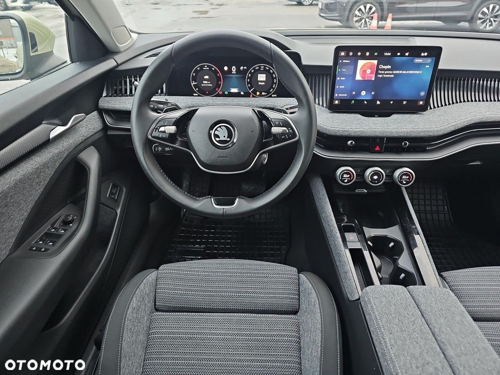 Skoda Superb 2.0 TDI SCR 4x4 Selection DSG - 11