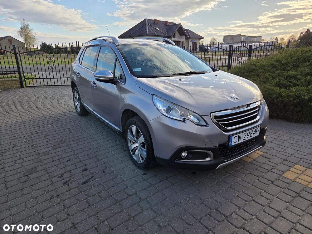 Peugeot 2008 1.6 e-HDi Allure S&S - 3