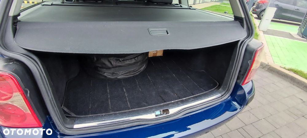 Volkswagen Passat 2.0 Comfortline - 23