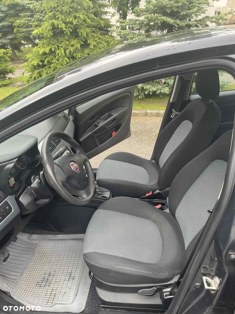 Fiat Grande Punto - 10