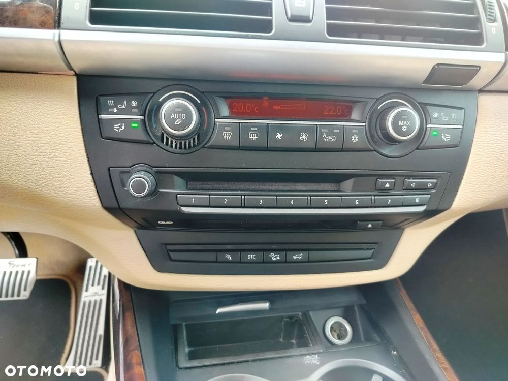 BMW X5 xDrive48i Edition 10 Jahre - 21