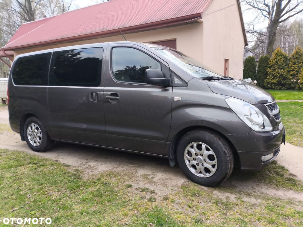 Hyundai H-1 - 11