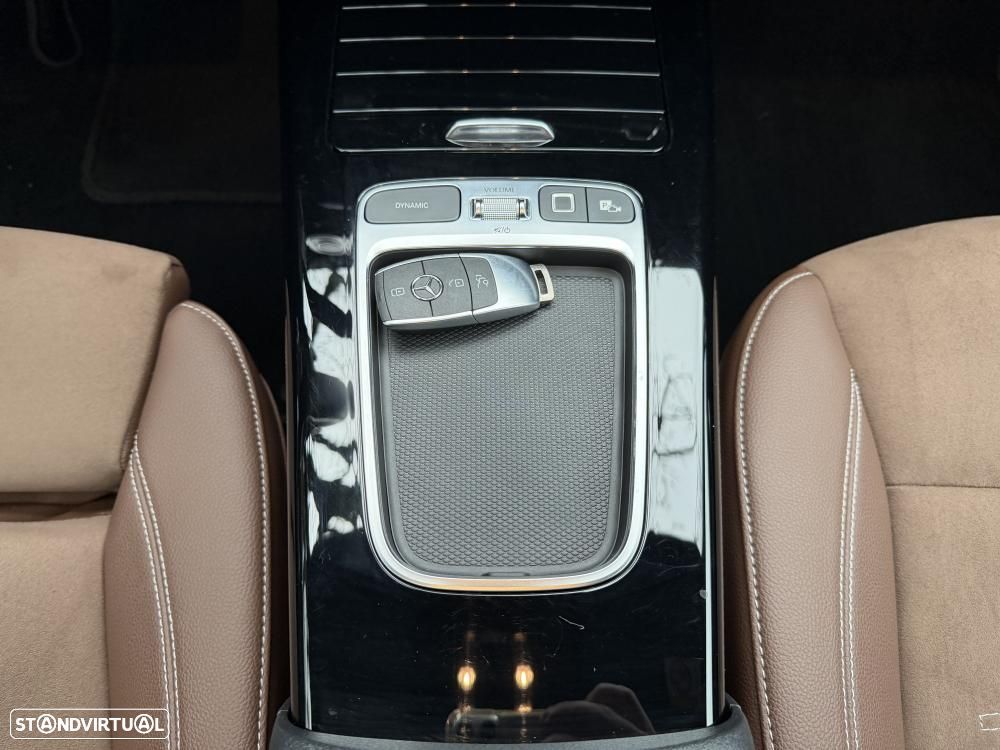 Mercedes-Benz CLA 250 e 8G-DCT AMG Line Advanced Plus - 29