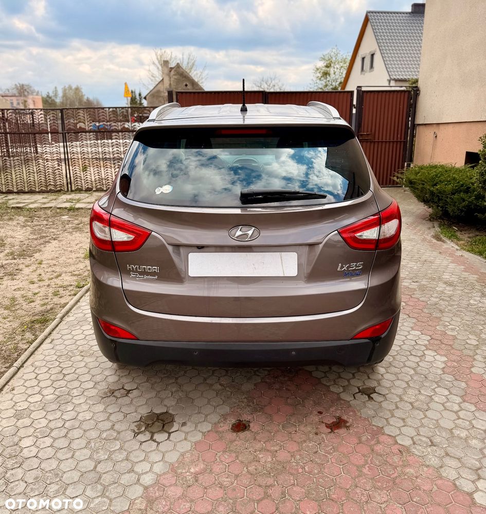 Hyundai ix35 1.7 CRDi 2WD blue Finale Gold - 8
