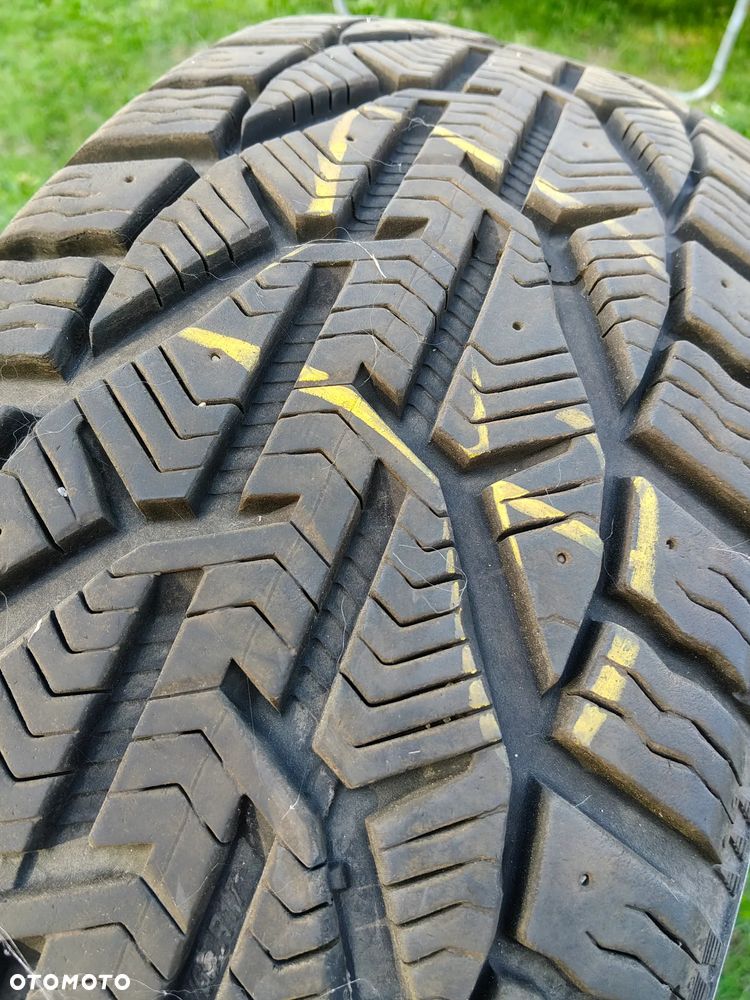 Opony zimowe 215/65 R17 - 3
