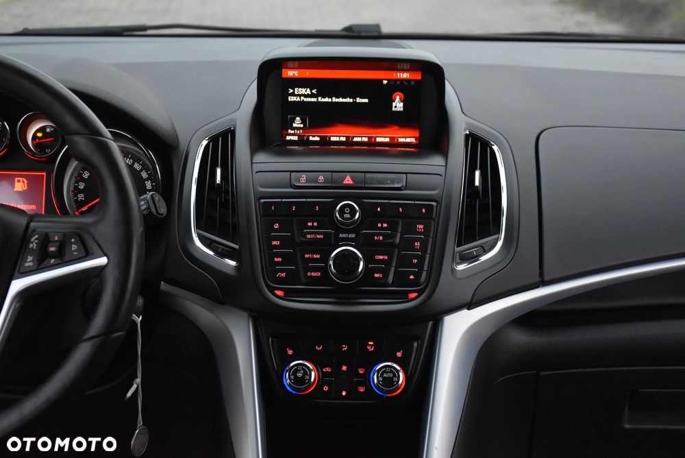 Opel Zafira Tourer 1.4 Turbo Innovation - 23