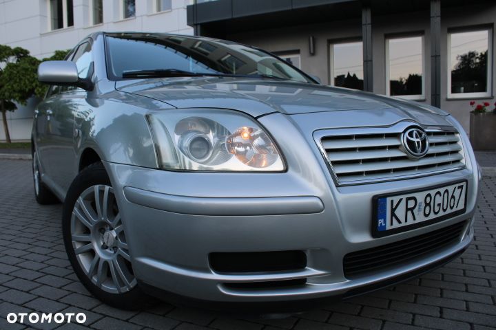 Toyota Avensis 1.8 VVT-i Luna - 14