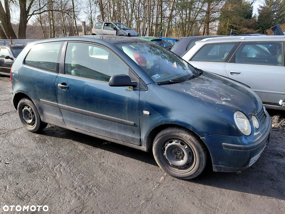 Części- Volkswagen Polo  pojemność - 1,4  rok - 2002r. Diesel - 4