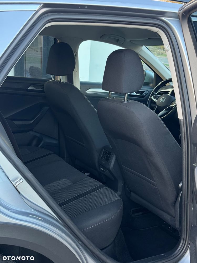 Volkswagen T-Roc - 25