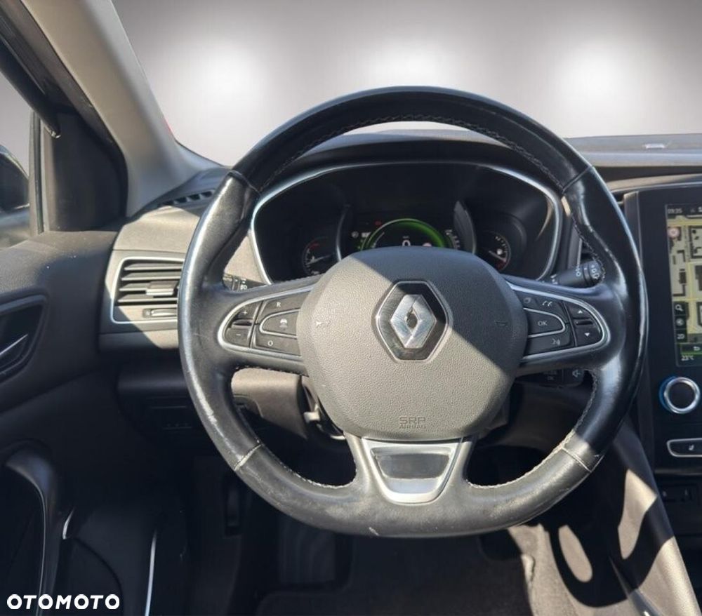 Renault Megane ENERGY TCe 130 EDC BOSE EDITION - 11